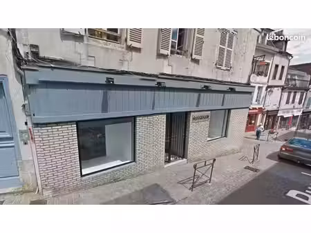 local 225 m² auxerre