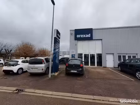 local commercial 430 m² auxerre