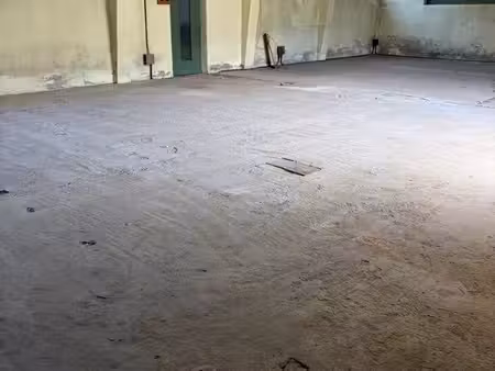 châtillon local de stockage de 170 m2