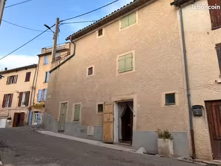 maison de village
