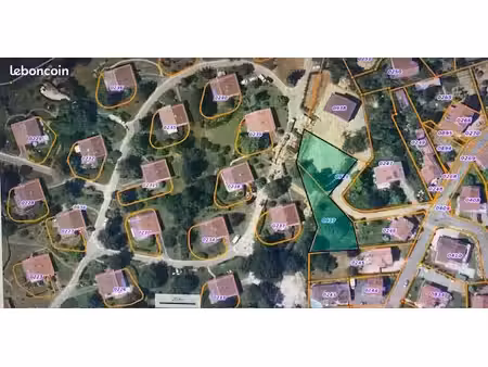 terrain à bâtir de 1 620 m² viabilisé