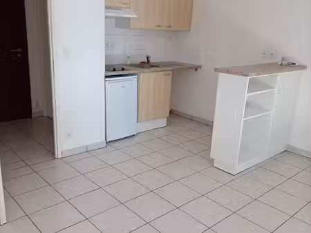 location studio de 26m² avec jardinet