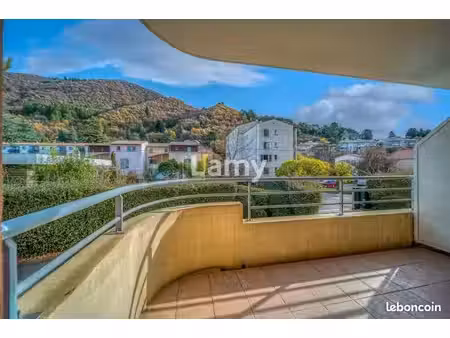 appartement 3 pièces 59 m²