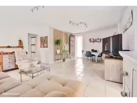 duplex 4 pièces 96 m²