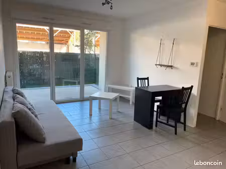 appartement t2 de 35 m² vendu loué – jardin & parking couvert – les eyssagnières