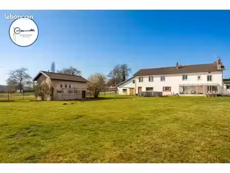 ferme 12 pièces 303 m²