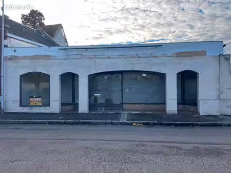 local commercial à louer