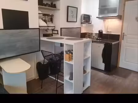 loue studio meublé