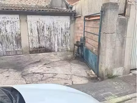 box  à louer à corbeil-essonnes