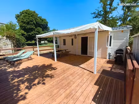 mobil home avec terrain privatif sur parc residentiel résidence secondaire ou investisseme