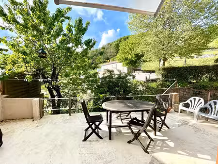 maison de village en pierre rénovée en 2023 - ardèche