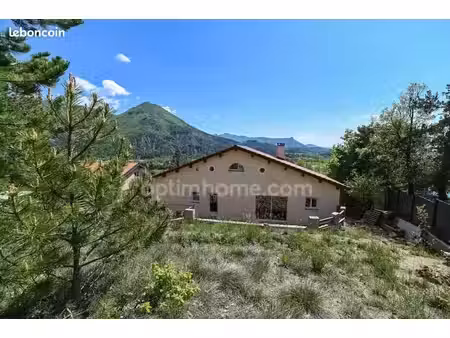 maison 4 pièces 120 m²