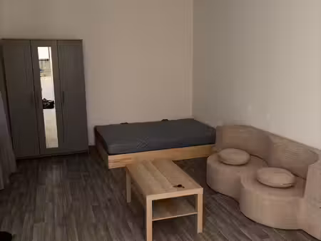 studio meublé refait à neuf