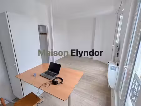 studio 1 pièce 21 m²