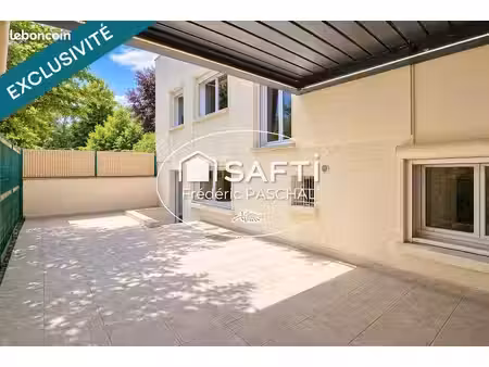 immeuble 210 m² suresnes