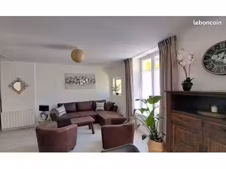 t3 meublé 60m2 - 2 chambres- centre ville digne les bains