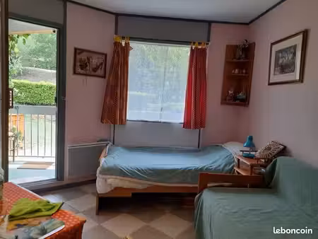 studio à louer gréoux-les-bains
