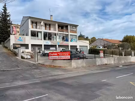 local commercial / artisanal 431 m² – forte visibilité – 2 parkings – manosque