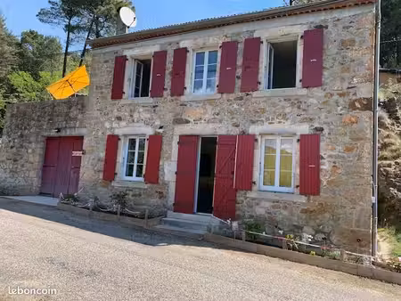 maison en pierres 1890  rénovée indépendante sans vis à vis