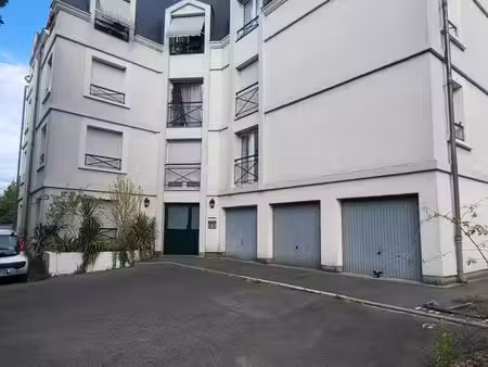 appartement 2 pièces de 45 7 m² avec terrasse et box – savigny-sur-orge (91600)