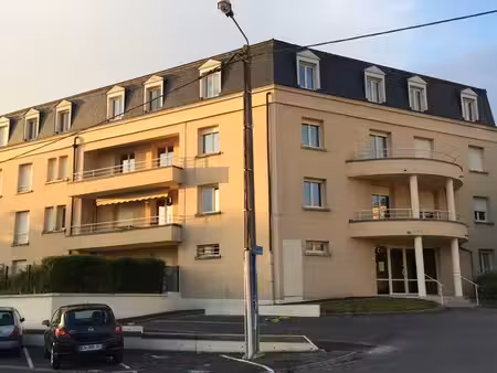 a louer bel appartement t3 ( 3 pièces )