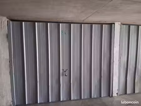 garage port leucate
