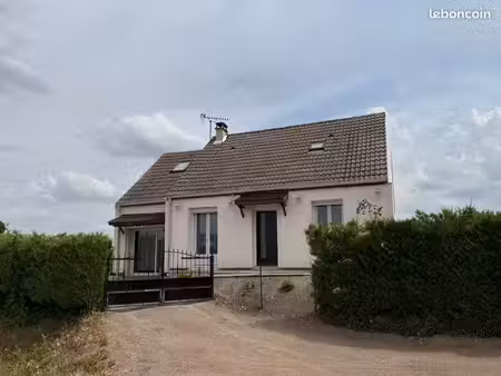 maison individuelle - 3 pièces - 90 m²