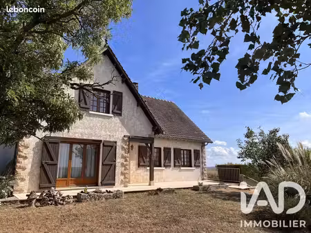 pavillon 7 pièces 151 m²