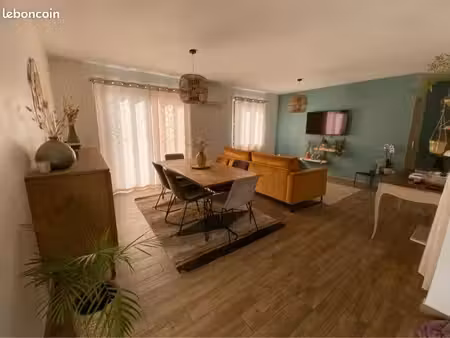 maison meublée à 10 minutes d’aubenas + possibilité de garage 60m2