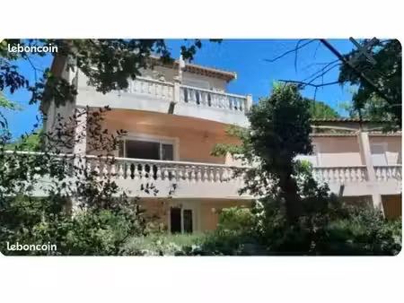 grande propriété 2 apts sur 5000m2 vente ou viager