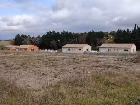terrain constructible la force