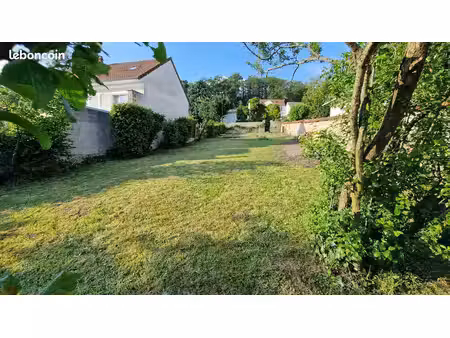 marcoussis (91460) – terrain à bâtir 527 m2 dans hypercentre