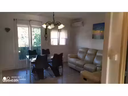 appartement. 5 pièces. 79 m2. etage 3