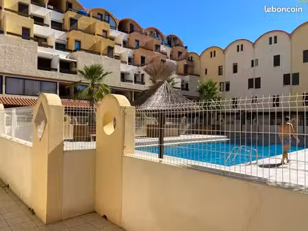 port gruissan piscine climatisé terrasse