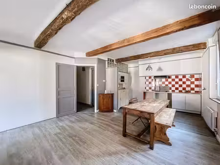 immeuble 266 m² saint girons