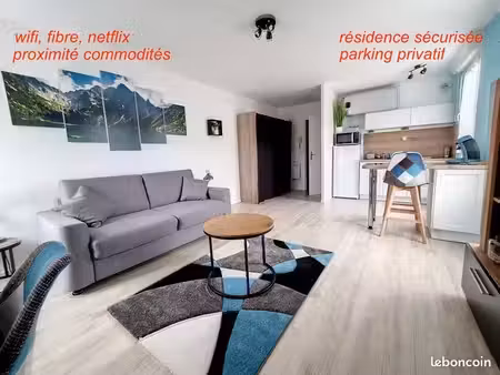 loue studio meublé dans résidence sécurisée