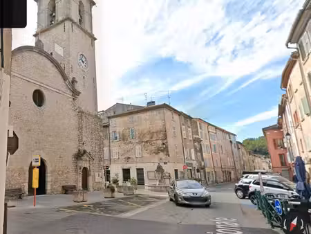 ?️ local commercial — cœur de village 4 place de l'église  83720 trans-en-provence