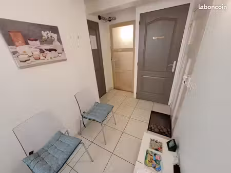 location cabinet / bureau
