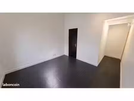 local commercial à louer 16m2