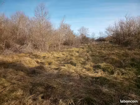terrain de loisirs