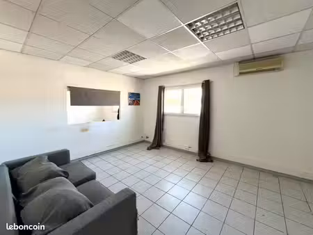 bureaux 90 m² draguignan