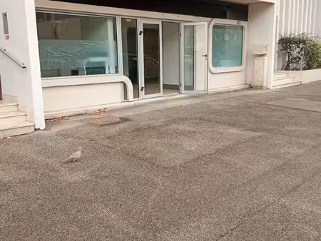 vend magasin de téléphone rode alimentation générale