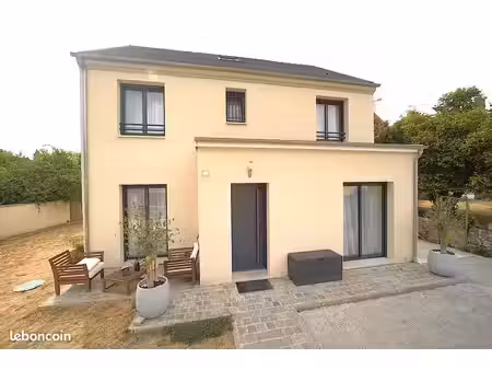 maison familiale 7 pièces à fontenay-lès-briis