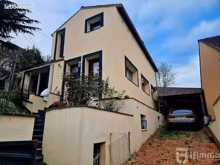 maison 7 pièces 155 m²