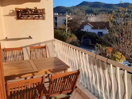studio proche de la mer à louer au mois