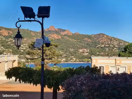 t2 à cap esterel climatisé tout confort