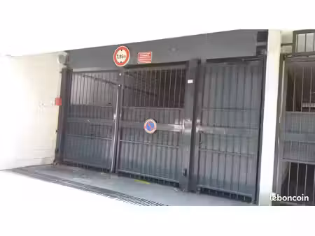 a vendre parking proche métro aubervilliers 4 chemins pantin
