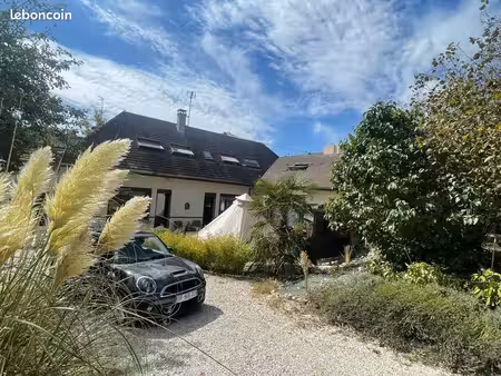 maison de bon potentiel