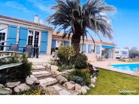 villa 5 pièces 160m2 368 000