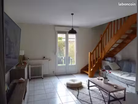 t3 duplex rez-de-jardin avec garage et parking